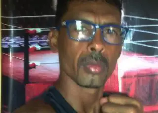 Assessor parlamentar do deputado é achado morto dentro de casa com marcas de tiros