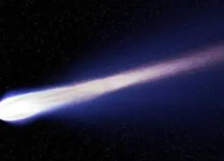 Astrônomos descobrem cometa que pode ser o maior da história