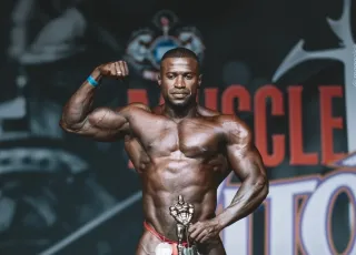 Atleta de Nova Viçosa- BA, participa do MUSCLE CONTEST Vitória ES 2025