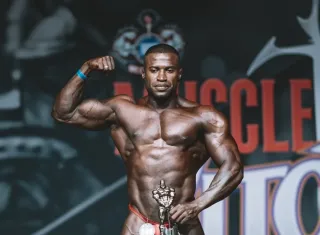 Atleta de Nova Viçosa- BA, participa do MUSCLE CONTEST Vitória ES 2025