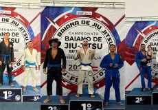 Atletas de Ibirapuã conquistam pódios e são destaque no Campeonato Baiano de Jiu-Jitsu, em Teixeira de Freitas