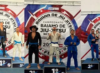 Atletas de Ibirapuã conquistam pódios e são destaque no Campeonato Baiano de Jiu-Jitsu, em Teixeira de Freitas