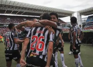 Atlético-MG supera Flamengo nos pênaltis e fatura Supercopa do Brasil