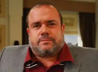 Ator de 'Três Graças' surge 60 kg mais magro e revela segredo: 'A conta é simples'  