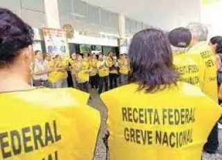 Auditores fiscais federais agropecuários aprovam indicativo de greve a partir desta quinta-feira