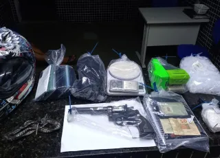 Autor de roubos é surpreendido e preso em flagrante em Prado