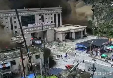 Avalanche provoca enchentes devastadoras no Nepal, deixa mortos e centenas de desaparecidos