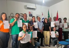 Prefeito Calixto Ribeiro efetiva agentes de saúde, fortalecendo vínculo com servidores