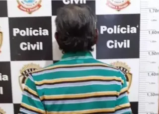 Avô é preso após matar neta de 10 anos ao obrigá-la a beber óleo de motor