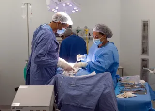 Bahia lidera número de cirurgias no Brasil em 2023, aponta Ministério da Saúde