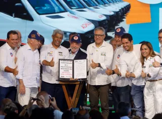 Bahia recebe mais de R$ 300 milhões em investimentos do PAC Saúde com entrega de veículos e equipamentos