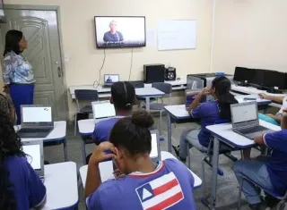 Bahia tem menor taxa de analfabetismo do Nordeste. Redução entre 2010 e 2022 foi de quase 18%