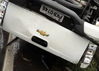Bahia -Viatura da Polícia Civil capota e servidor público morre preso ás ferragens