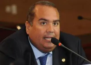 Bancada de oposição na AL-BA se reúne com secretário de Saúde e sugere mudanças em projeto da Bahiainsulina