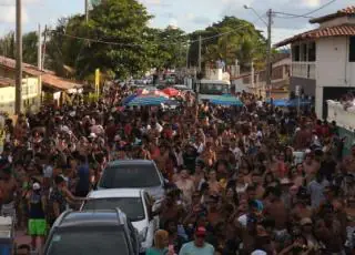 Banda Balada Boa arrasta multidão na orla de Alcobaça