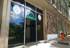Bebê de 2 meses morre após reação imediata a vacinas em posto de saúde de Salvador.