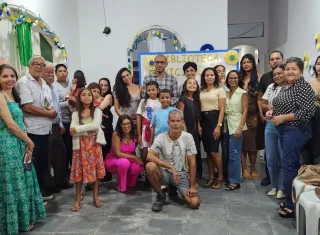 Biblioteca Municipal de Teixeira de Freitas realiza 5ª edição do Sarau Literário com escritores e jovens talentos