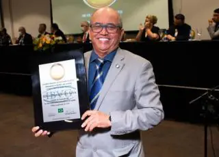 Boa gestão em Caravelas rende prêmio de prefeito destaque a Silvio Ramalho