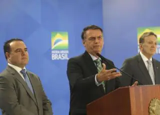 Bolsonaro anuncia policial militar na Secretaria-Geral da Presidência