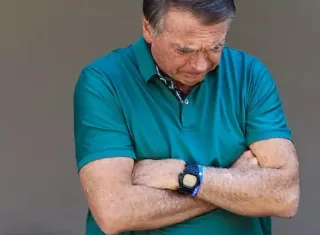 Bolsonaro é preso preventivamente pela Polícia Federal