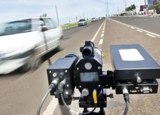 Bolsonaro manda suspender uso de radares nas rodovias federais