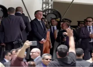 Bolsonaro não discursa em sua primeira agenda oficial após perder eleições