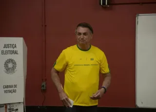 Bolsonaro pede que apoiadores mantenham o foco no segundo turno