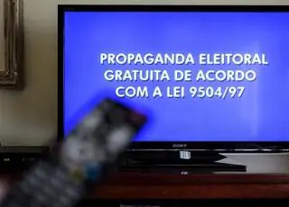 Bolsonaro sanciona regras para propaganda partidária no rádio e na TV