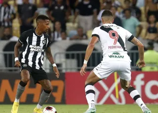 Botafogo e Vasco fazem clássico de opostos no Campeonato Brasileiro