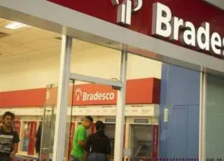 Bradesco anunciou que vai fechar 450 agências até 2020