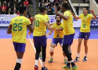 Brasil bate Argentina e é campeão do Sul-Americano de vôlei