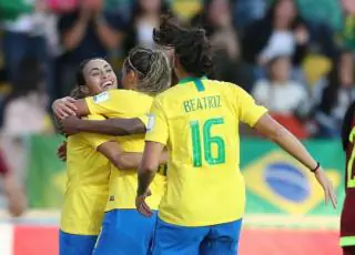 Brasil se classifica para fase final da Copa América de futebol feminino