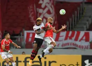 Brasileiro: Internacional e Flamengo fazem jogo decisivo no Maracanã