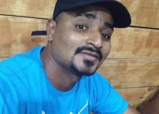 Cabeleireiro é morto a facadas em Itabatã