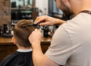 Cabeleireiro é preso por abuso sexual  após oferecer dinheiro a criança de 10 anos em Teixeira de Freitas