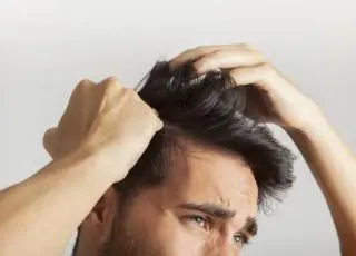 Calvície: problema também atinge os mais jovens, saiba identificar e tratar esse mal pela raiz