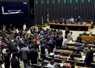 Câmara aprova prisão em regime mais rigoroso para quem matar policiais ou parentes de policiais