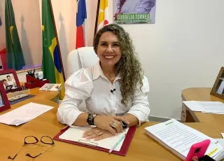 Câmara de Eunápolis acata denuncia que pede cassação da prefeita Cordélia Torres