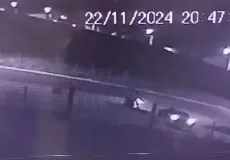 Câmeras de segurança registram assassinato de motorista de aplicativo em Teixeira de Freitas; veja o vídeo