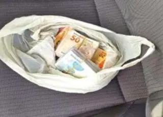 Candidato a vereador é preso com R$ 15,3 mil na cueca