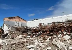 Capela desaba em Conceição do Coité, mas imagem de Cristo permanece intacta