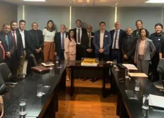 Caravelas apresenta ao MEC pedidos para melhorar infraestrutura do ensino no município
