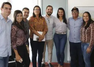 Caravelas assina convênio para implantar programa Cidade Empreendedora