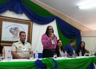 Caravelas debate "Plano Municipal de Educação (2025-2035) na V Conferência da Educação Extraordinária.