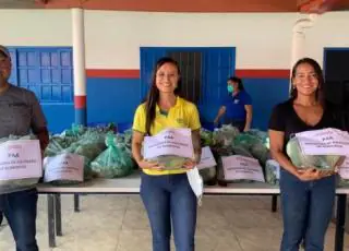 Caravelas realiza segunda entrega de alimentos adquiridos através do PAA