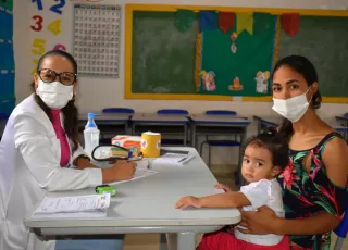 Caravelas segue cuidando dos olhos e da saúde dos alunos da rede municipal de ensino