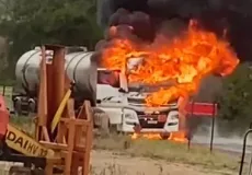 Carga perigosa: carreta com combustível pega fogo próximo a Posto da Mata