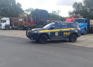 Carga pesada: Mais de 30 toneladas de excesso de peso são retiradas de circulação na BR 101, em Teixeira de Freitas