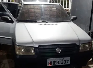 Carro com indícios de adulteração é encontrado escondido em mata durante operação policial em Nova Viçosa