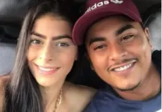    Casal de Eunápolis que comemorava aniversário de namoro em Caraíva é encontrado morto ao lado do carro incendiado